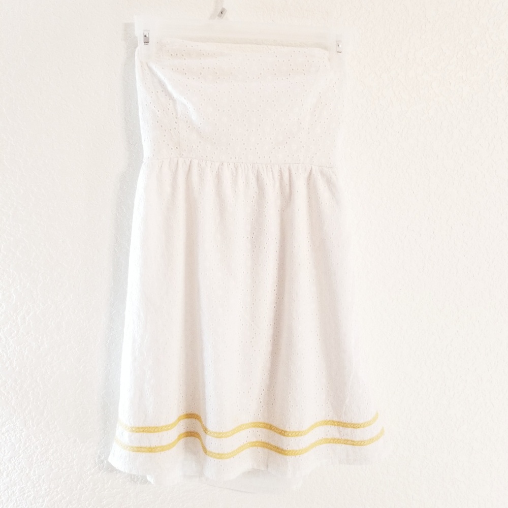 ⭐️3/$15⭐️ Strapless White & Yellow Mini Dress